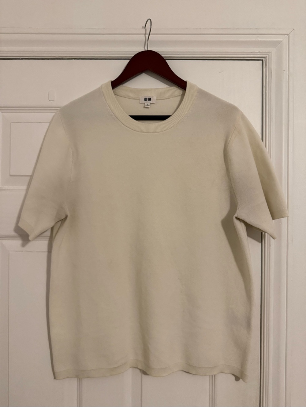 UNIQLO Washable Milano Ribbed Knitted T-Shirt (Off White, M)